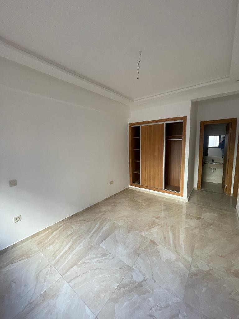 Joli appartement à vendre à Guéliz/gare ferroviaire — 4