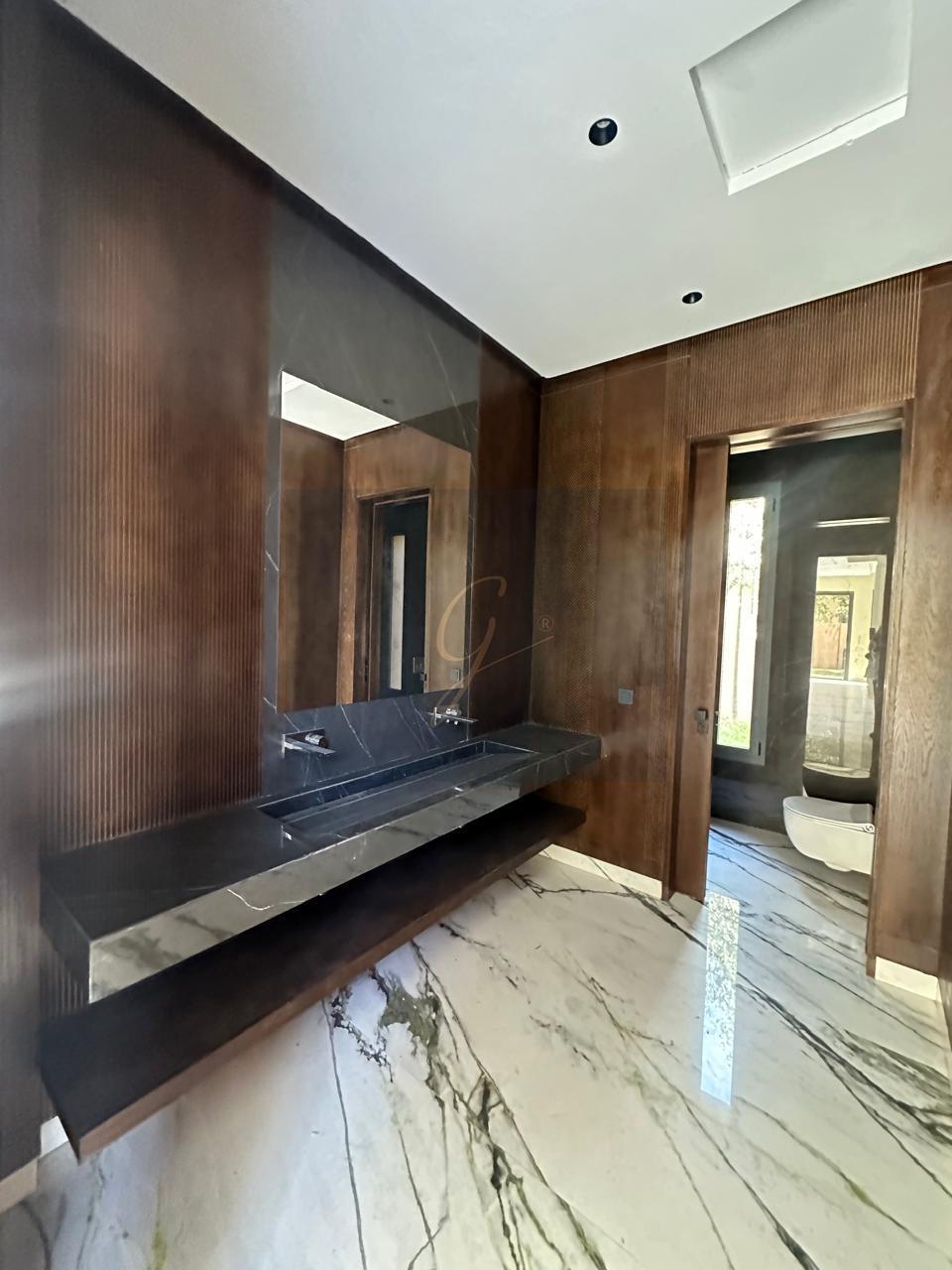 Villa 967 m² à Chrifia — 3
