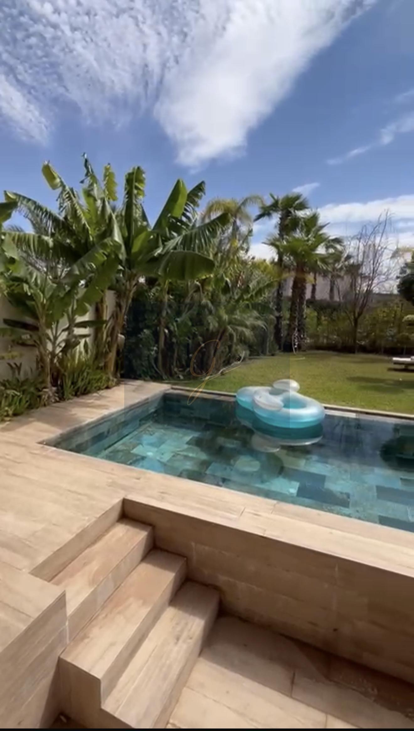 Villa 320 m² à Chrifia — 8