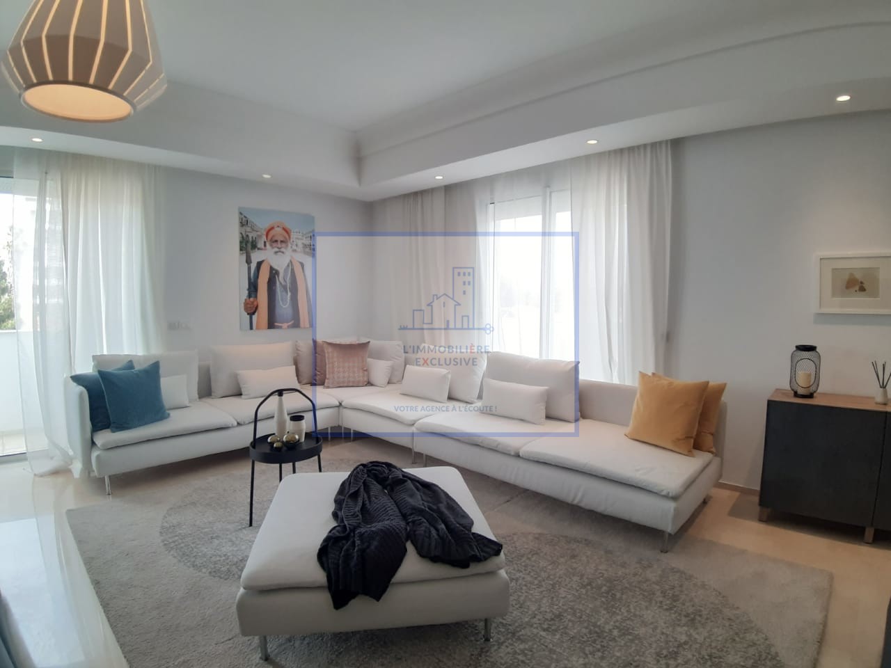 CFC- LOCATION D'UN SUPERBE APPARTEMENT-SOLARIUM — 2