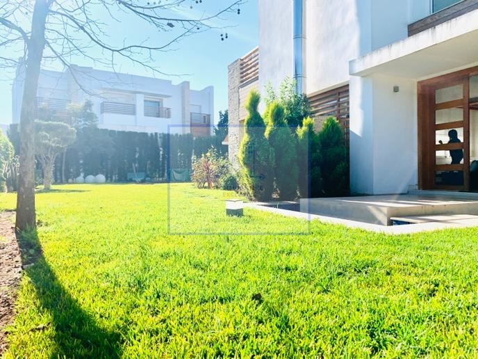 BOUSKOURA-CASABLANCA-LOCATION-VILLA-MEUBLE- 4 CHAMBRES