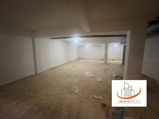 Ansari dar bouazza location d’un magasin avec 2 rideaux 124 m²