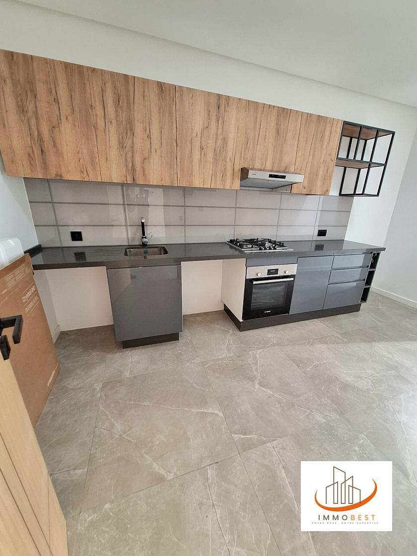 Dar Bouazza, vente d’un appartement Dans une belle résidence gardée, proche du 1er Macdonalds, à 10  km environ du Morocco Mall,  moderne &amp; ensoleillé, situé au 2ème étage et dernier étage traversant, d’une surface de 97 m² avec terrasse (vue latérale — 6