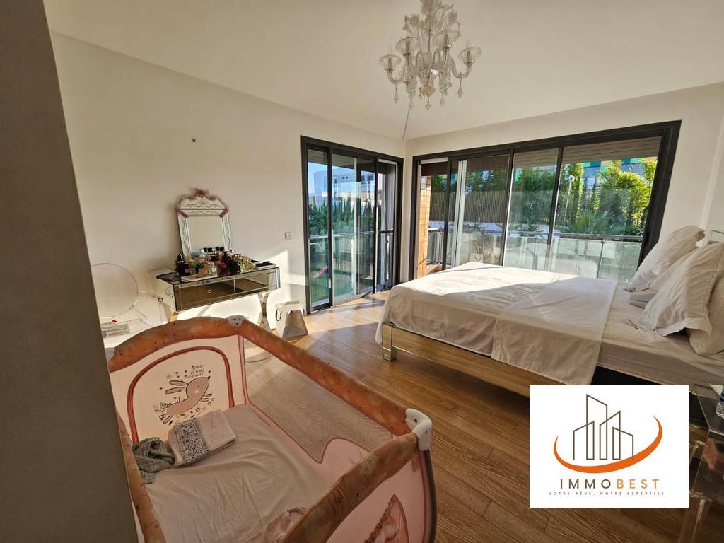 BousKoura, jolie villa à vendre,  4 SUITES — 5