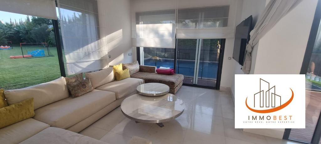 Villa 1000 m² f Autre — 7