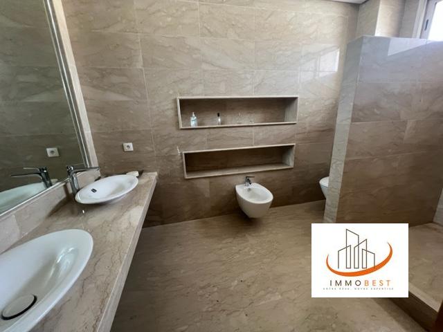 Dar Bouazza, Belle villa d’angle en vente, — 4