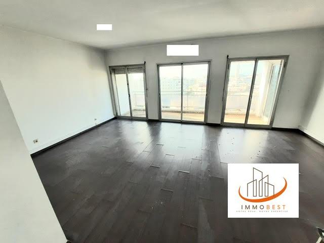 Centre-ville,ancien bureau à vendre,124m²à rénover — 6