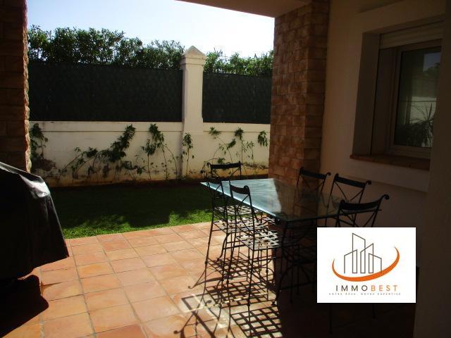 Dar bouazza, Belle Villa VIDE en location,5SUITES — 3