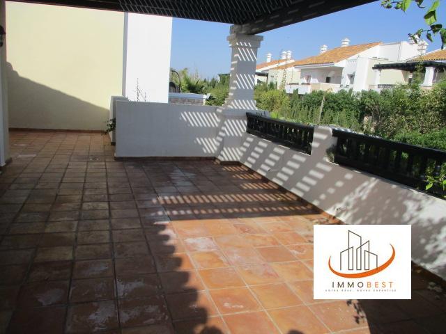 Dar bouazza, Belle Villa VIDE en location,5SUITES — 2