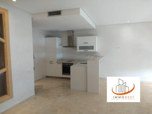 Bourgogne ouest, Studio VIDE de haut standing en location 1 CH — 2