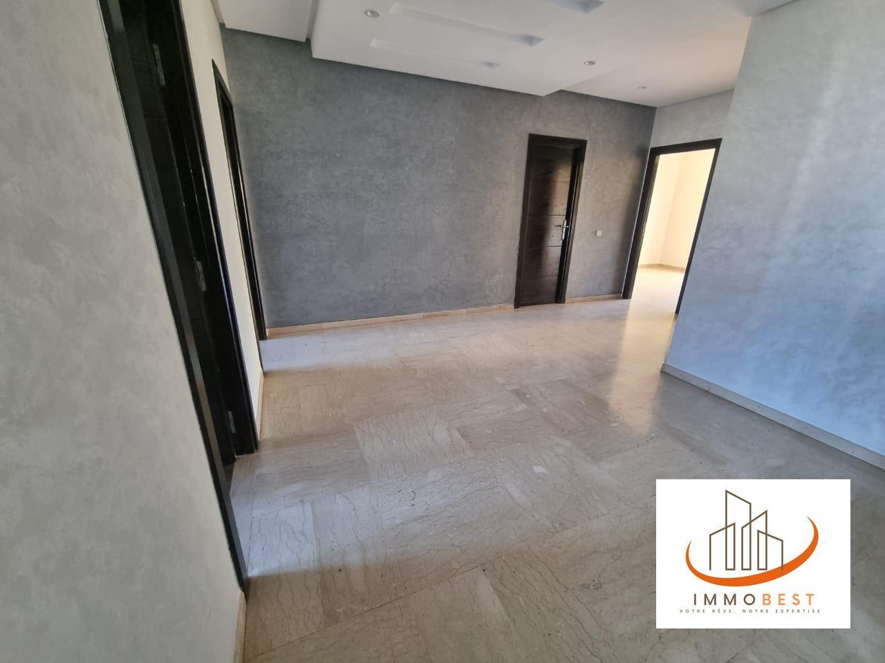 Ain diab, Appartement en location vide dans Résidence 3 CH — 4