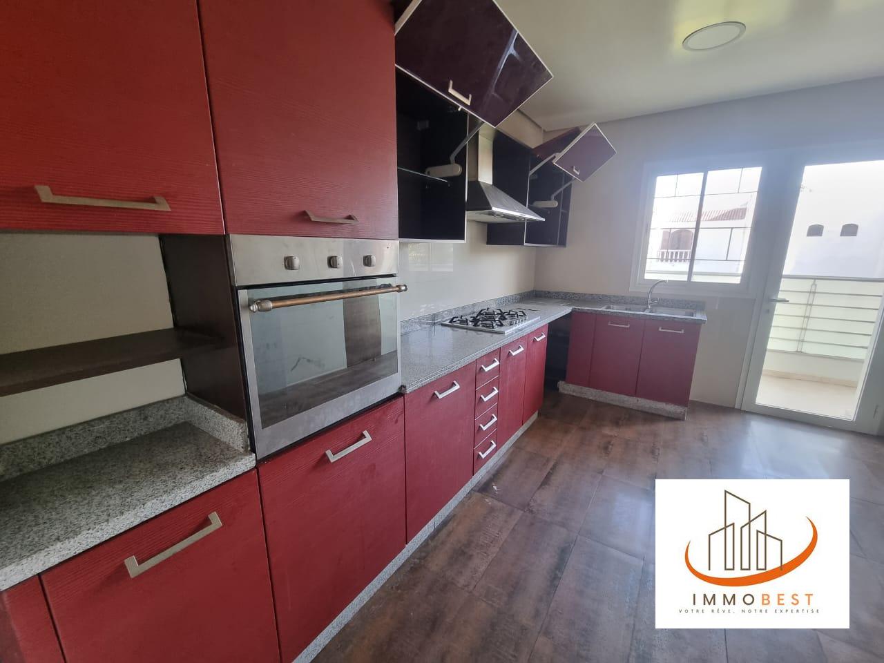 Ain diab, Appartement en location vide dans Résidence 3 CH — 5