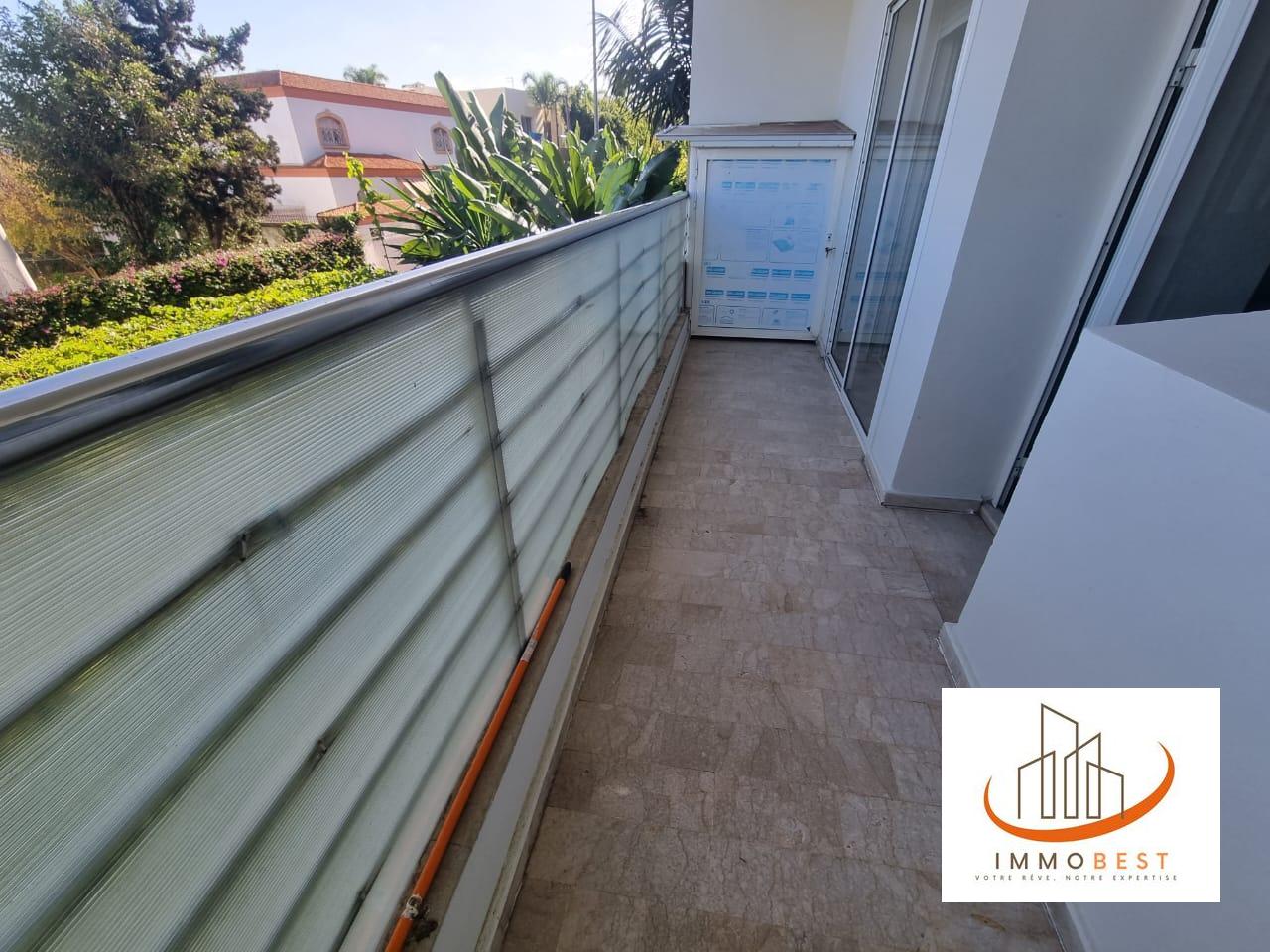Ain diab, Appartement en location vide dans Résidence 3 CH — 6