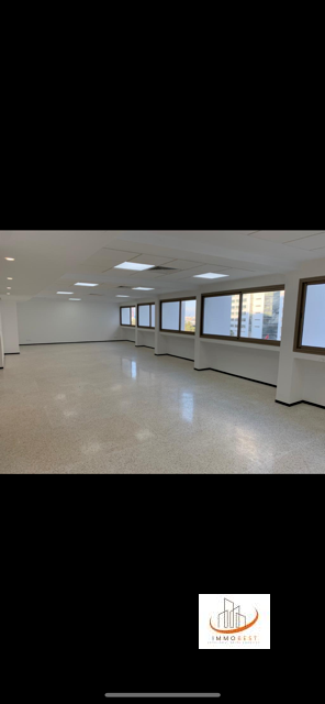 Casa port, 4 plateaux de bureaux en location — 5