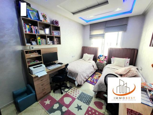 Quartier LES PRINCESSES près rue Socrate, appartement traversant A VENDRE 3 CH — 6