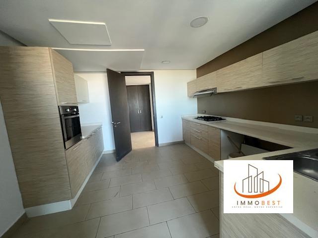 Ain Diab, location d’un bel appartement avec vue imprenable sur mer, une belle terrasse 3 CH — 5