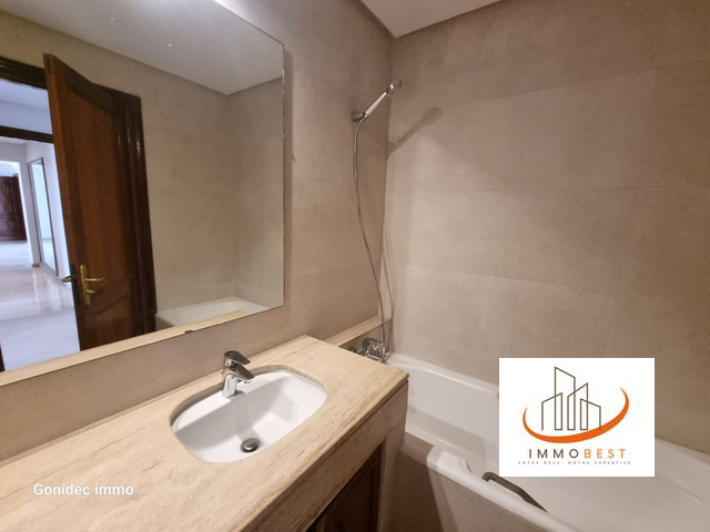 Ain Harrouda, Racine, rond point des ports, vente appartement super 225 m² — 4