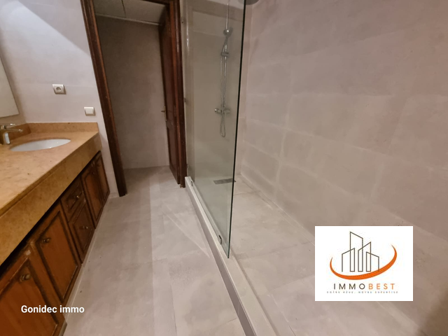Ain Harrouda, Racine, rond point des ports, vente appartement super 225 m² — 5