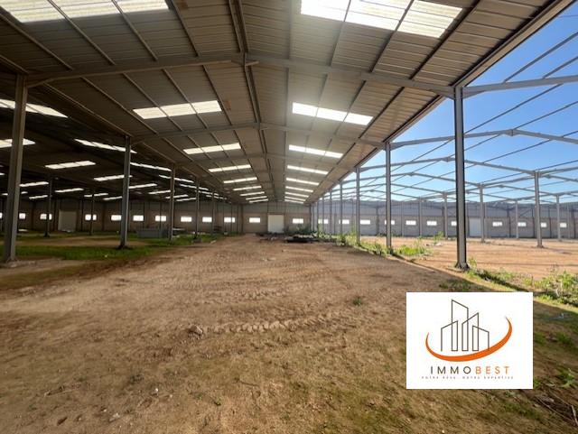 Lakhyayta, dar Bouazza, hangar en location avec charpente