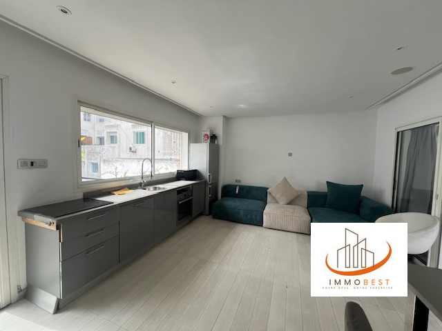 Racine proche rond point des sports, Penthouse avec terrasse en location au 5ème étage 2 CH — 2