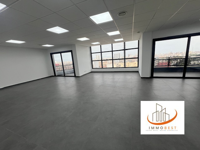 Abdelmoumen, Bureau en location 87 m², dans immeuble professionnel — 2