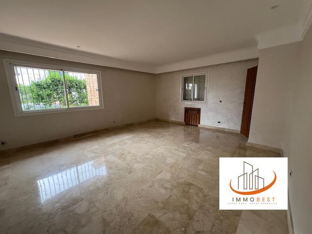 Dar bouazza, Superbe villa en vente, dans une résidence prestigieuse 5 CH — 3