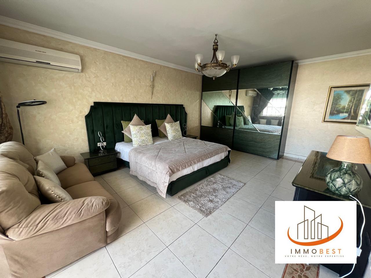 Ain diab, location d’un bel appartement meublé 3 CH — 4