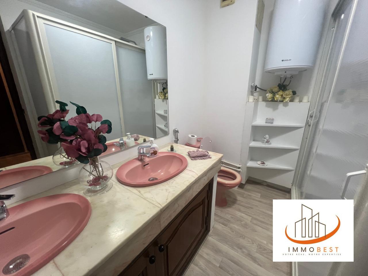 Racine, Appartement en location VIDE 3 CH — 6