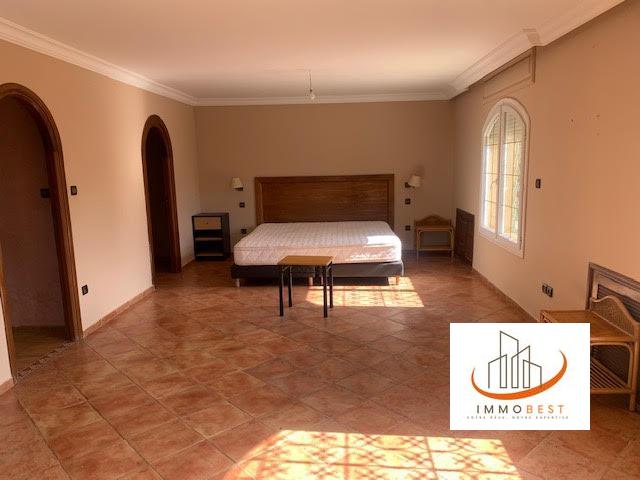 Dar Bouazza, Superbe villa en location  semi meublée à oued merzeg 5 CH — 5