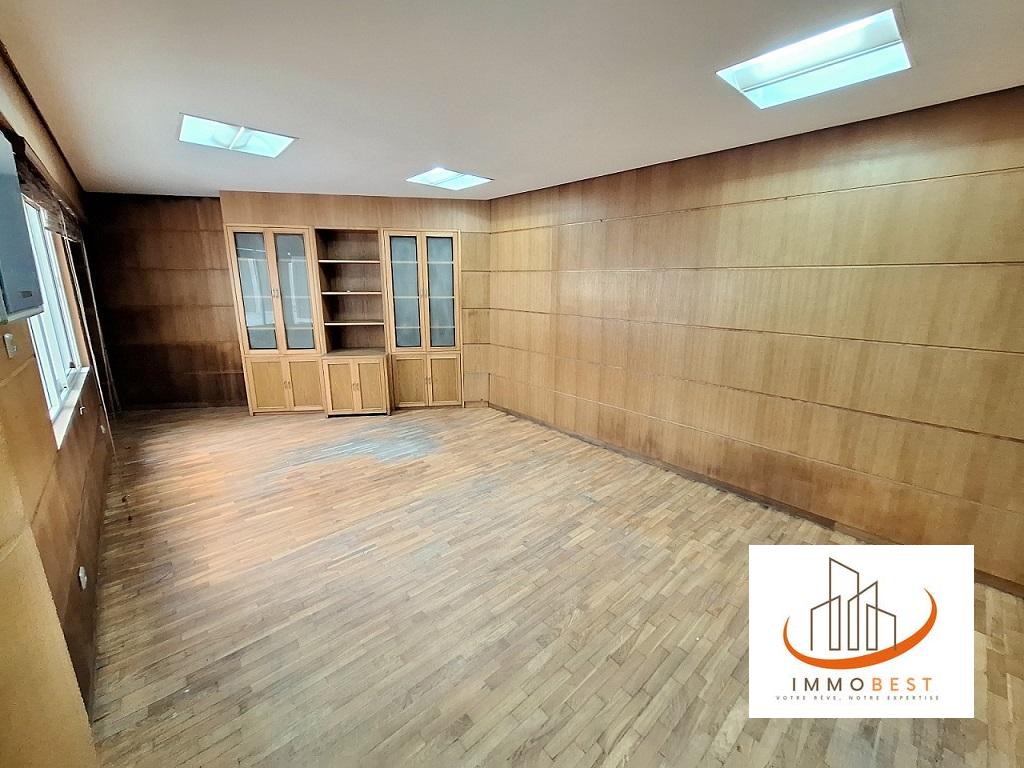 GAUTHIER, beau bureau à vendre, 300 m² — 2