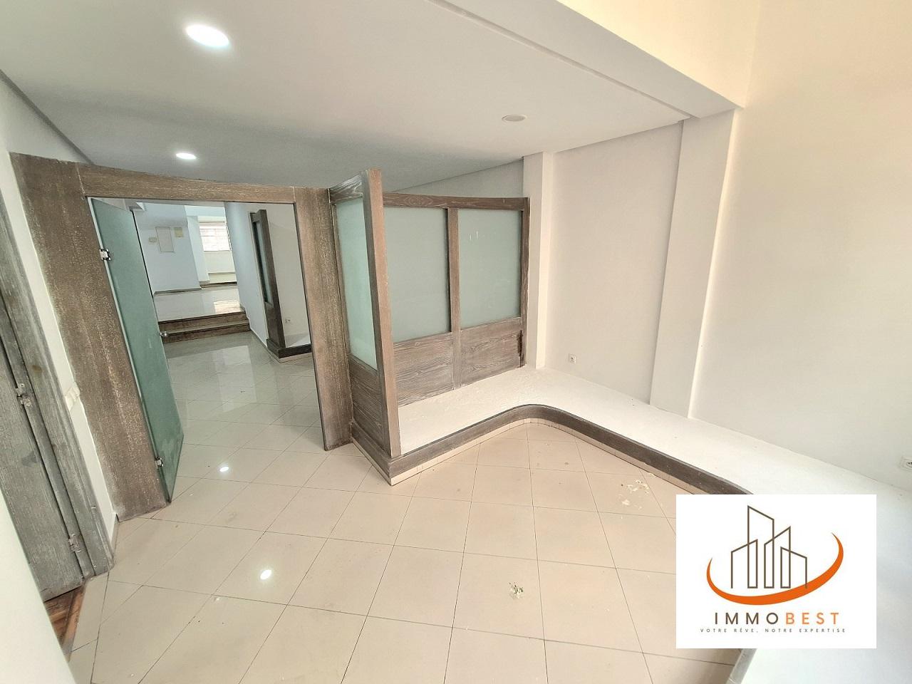 GAUTHIER, beau bureau à vendre, 300 m² — 3