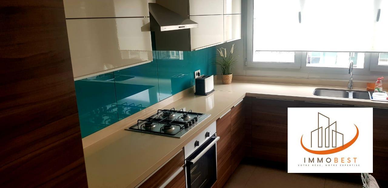 BD GHANDI, location appartement VIDE 3 CH — 5