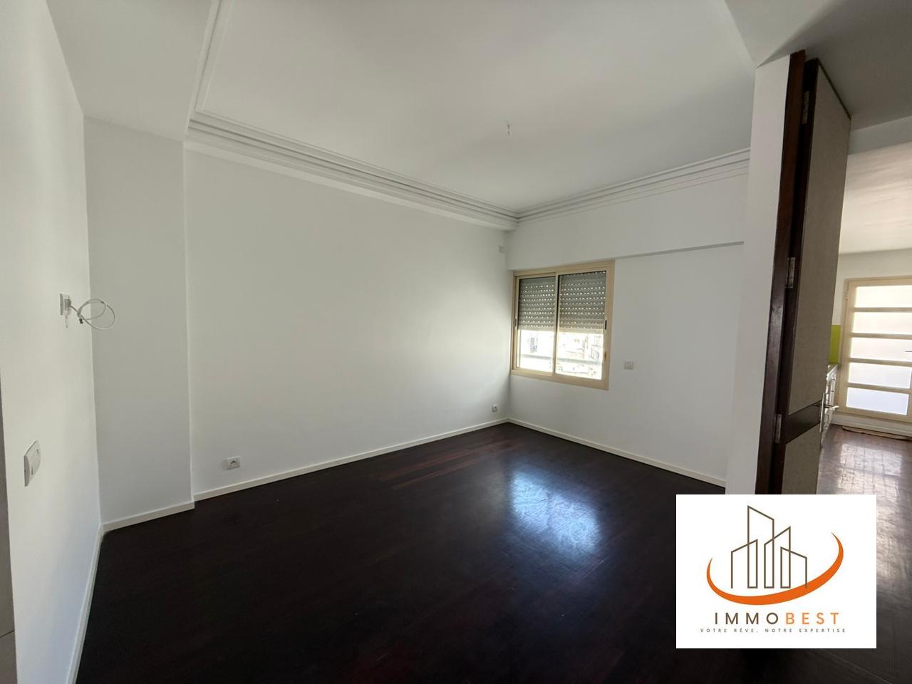 À Vendre – Appartement d’Exception à Racine, Triangle d’Or 2 CH — 5