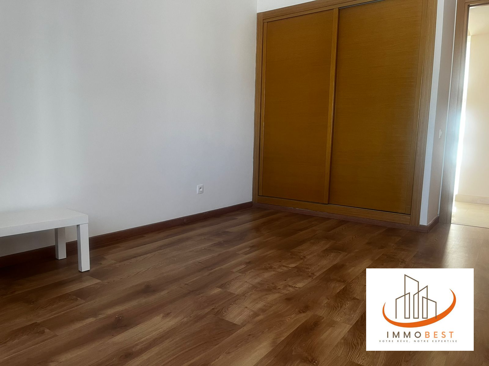 Palmier, Appartement en location vide, 3 CH — 5