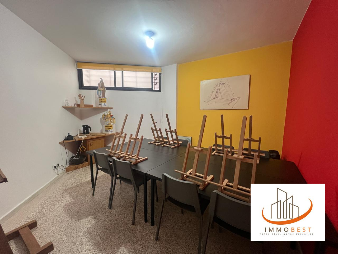 Bd Ziraoui, LOCAL COMMERCIAL A VENDRE 161 m² — 4