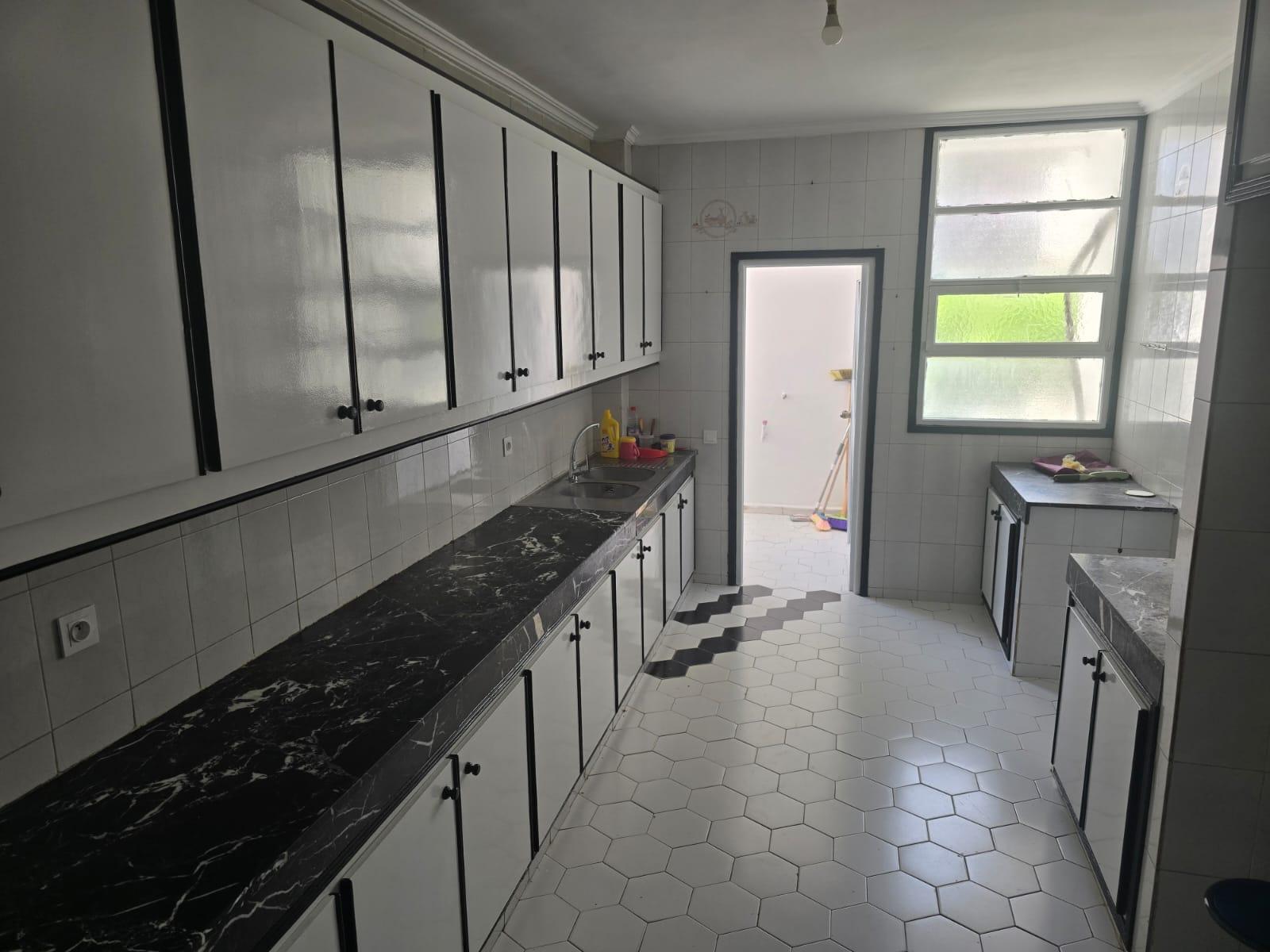 Appartement 186 m² à Agdal — 9