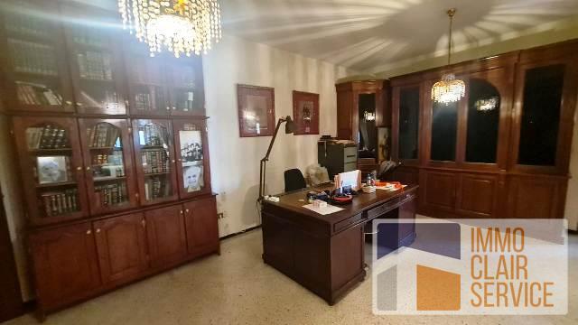 (15409) Villa à vendre dans un quartier résidentiel — 3