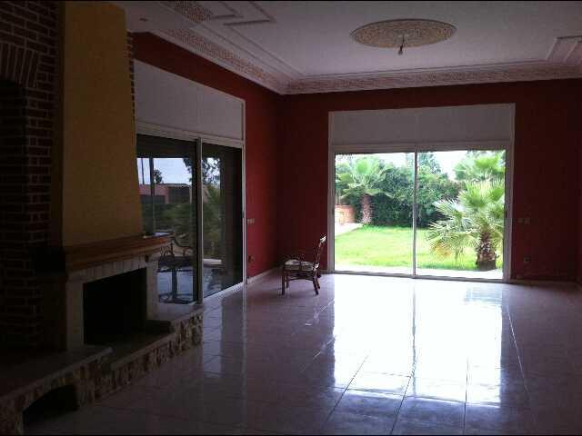 Villa en vente (Souissi  Rabat) — 2