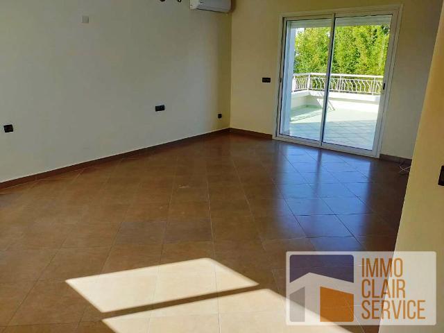 Jolie villa à vendre au niveau du quartier Souiss — 5