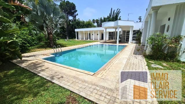 ( Réf: 15403) Villa bien située à louer (Souissi)
