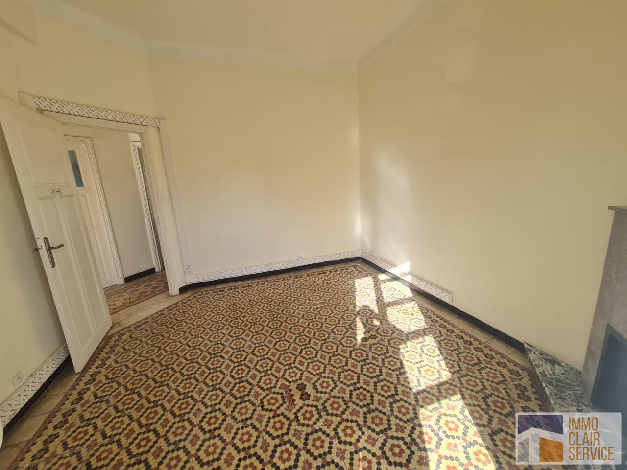 Location Villa - Habitation- — 2