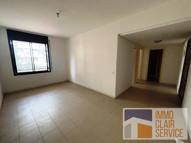 (réf : 15415) Appartement bien situé au centre de Hay Riad