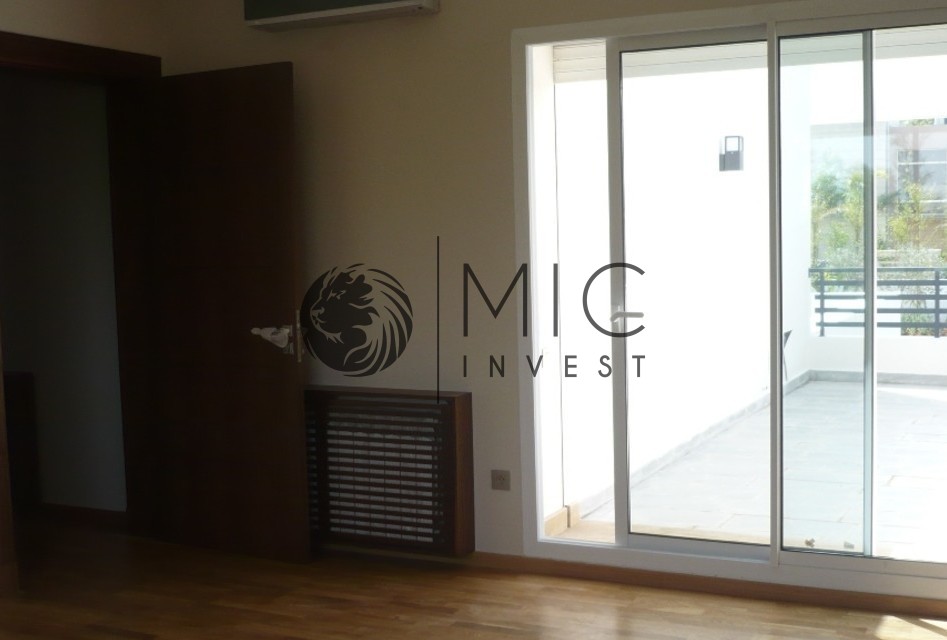 MAGNIFIQUE VILLA NEUVE DE PRESTIGE DE 860 M² SUR 1.800 M² — 6