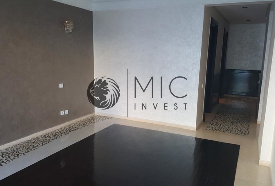 RARE APPARTEMENT DE PRESTIGE DE 210 M² IDÉALEMENT SITUÉ — 3