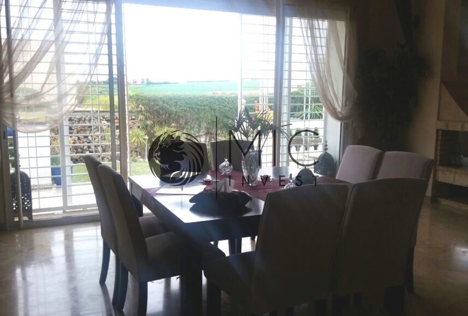 SUPERBE VILLA DE 400 M² SUR 826 M² AVEC VUE PANORAMIQUE SUR VALLÉE — 5