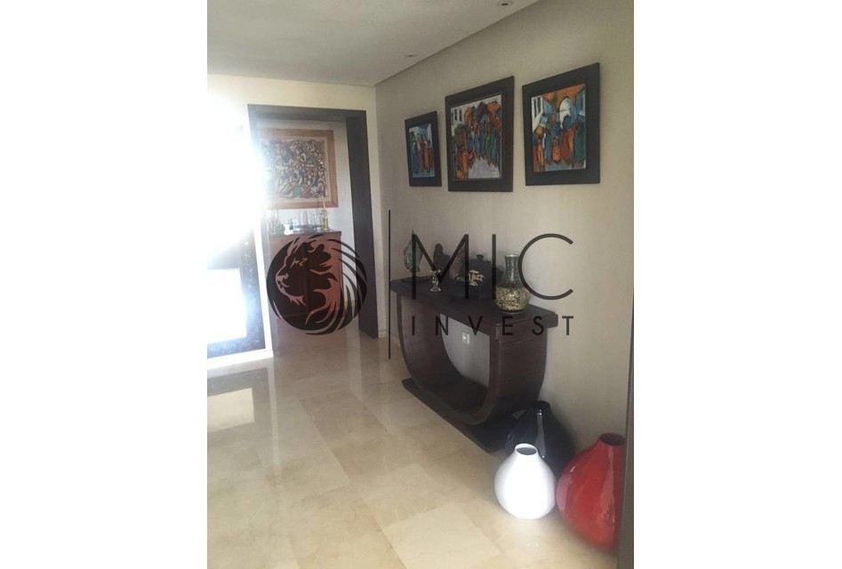 APPARTEMENT DE PRESTIGE MEUBLÉ DE 210 M² - TERRASSE VUE MER - PISCINE — 4