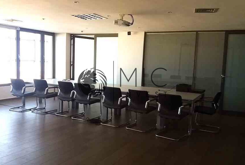 BUREAUX DE PRESTIGE DE 140M² FACE À L'OCÉAN