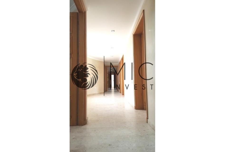 Villa 1690 m² à Les Ambassadeurs — 7