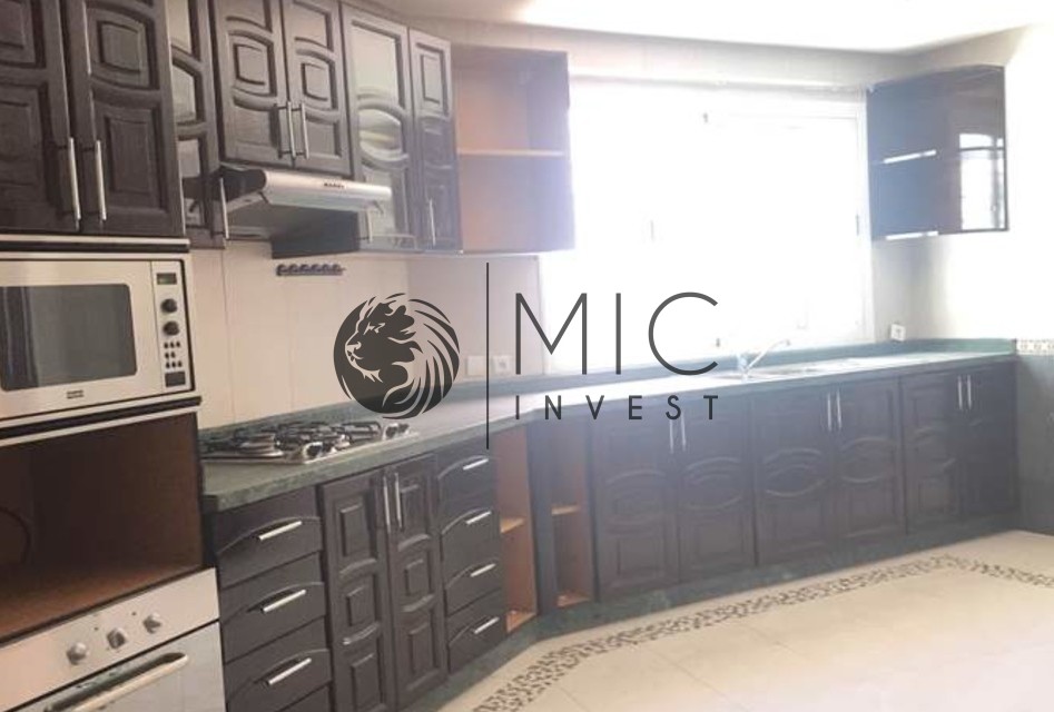 RARE APPARTEMENT DE PRESTIGE DE 210 M² IDÉALEMENT SITUÉ — 6