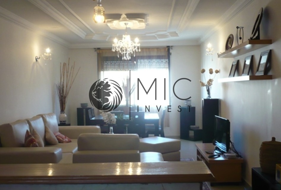 BEL APPARTEMENT MEUBLÉ DE 105 M² IDÉALEMENT SITUÉ — 2
